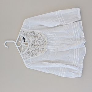 Abercrombie & Fitch White Lace Yoke Peasant Blouse